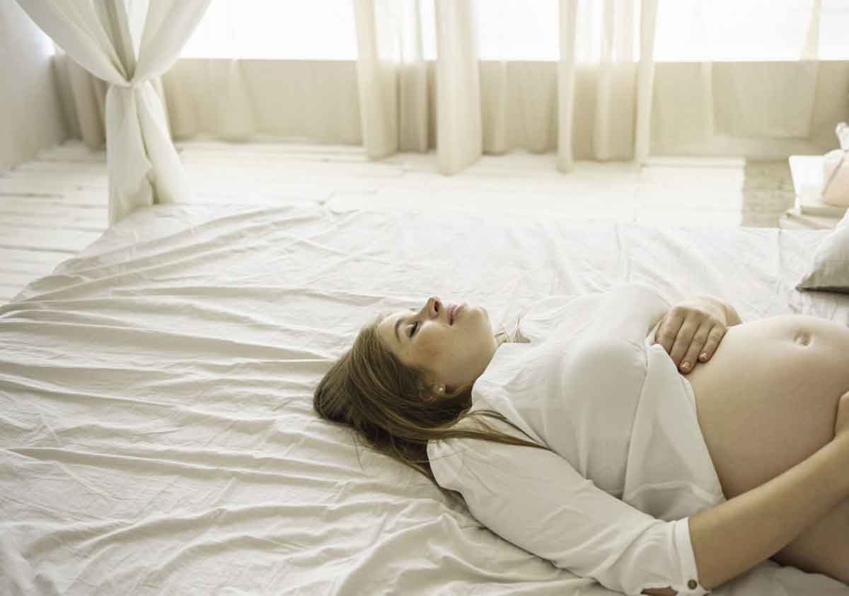 ممارسة الجنس أثناء الحمل هل يضر الجنين؟